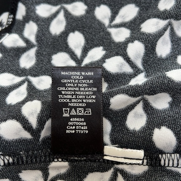 Ann Taylor Size 0 Wrap Dress 100% Poly - Picture 5 of 6